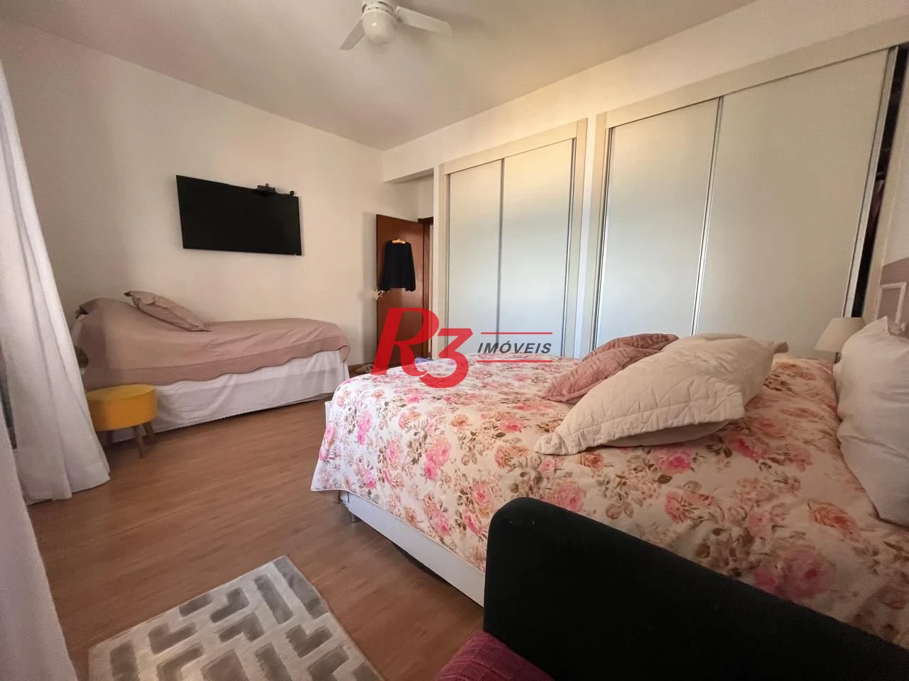 Já pensou em acordar todos os dias com vista pro mar?
