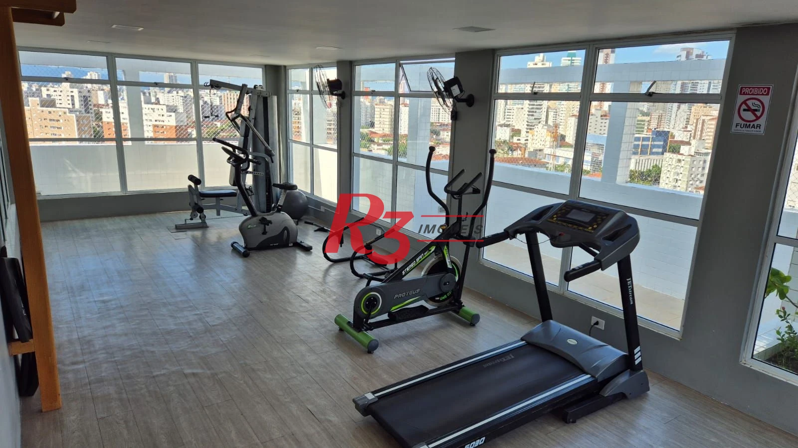 Apartamento com 1 dormitório para alugar, 42 m² por R$ 3.000,00/mês - Marapé - Santos/SP