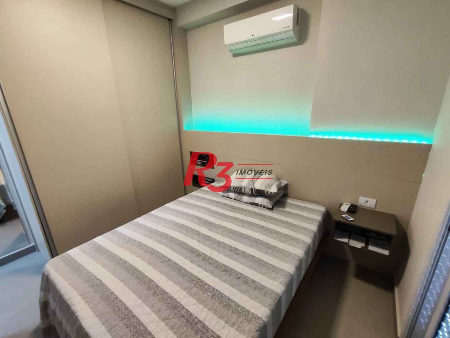 Apartamento com 3 dormitórios à venda, 117 m² por R$ 1.277.000,00 - Boqueirão - Praia Grande/SP