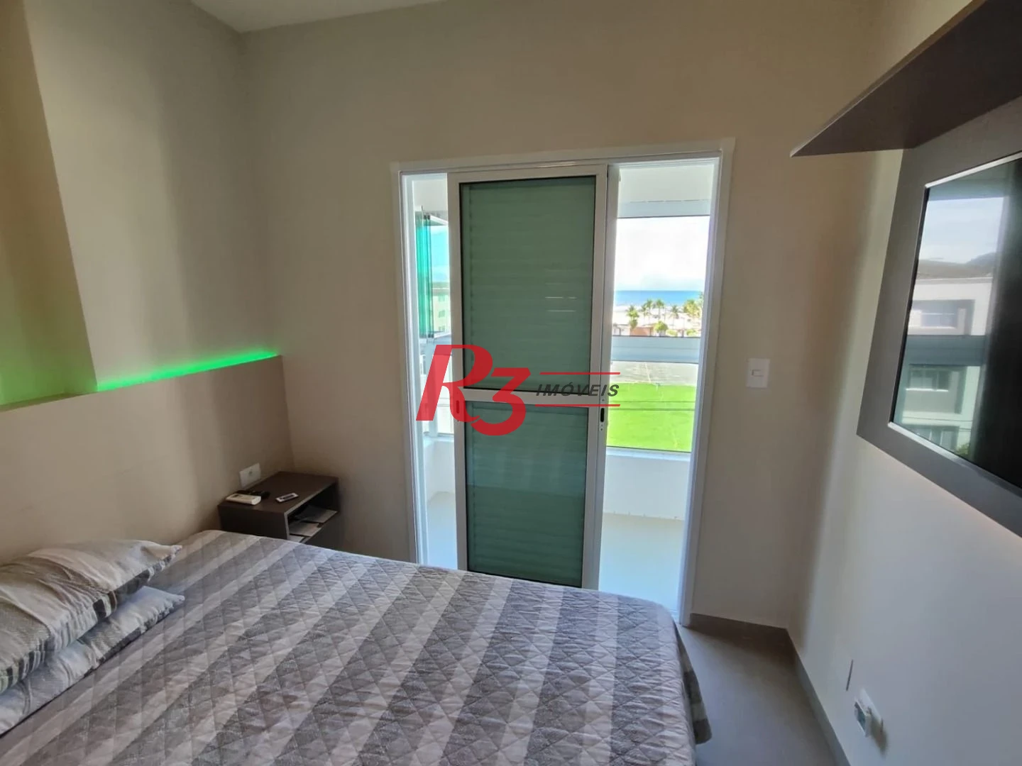 Apartamento com 3 dormitórios à venda, 117 m² por R$ 1.277.000,00 - Boqueirão - Praia Grande/SP