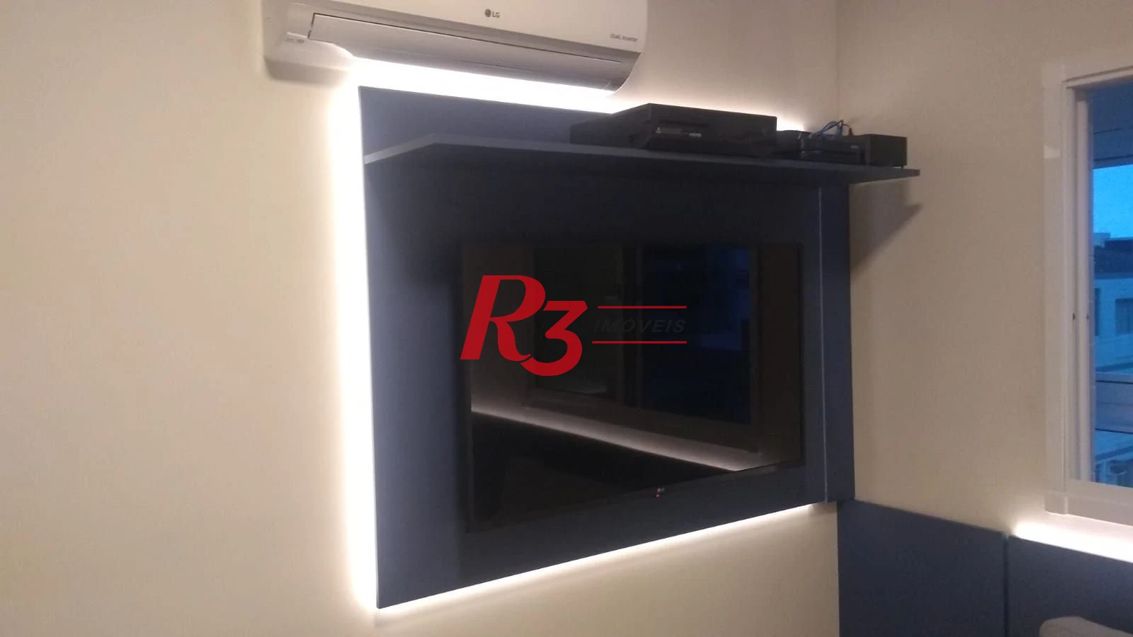 Apartamento com 3 dormitórios à venda, 117 m² por R$ 1.277.000,00 - Boqueirão - Praia Grande/SP