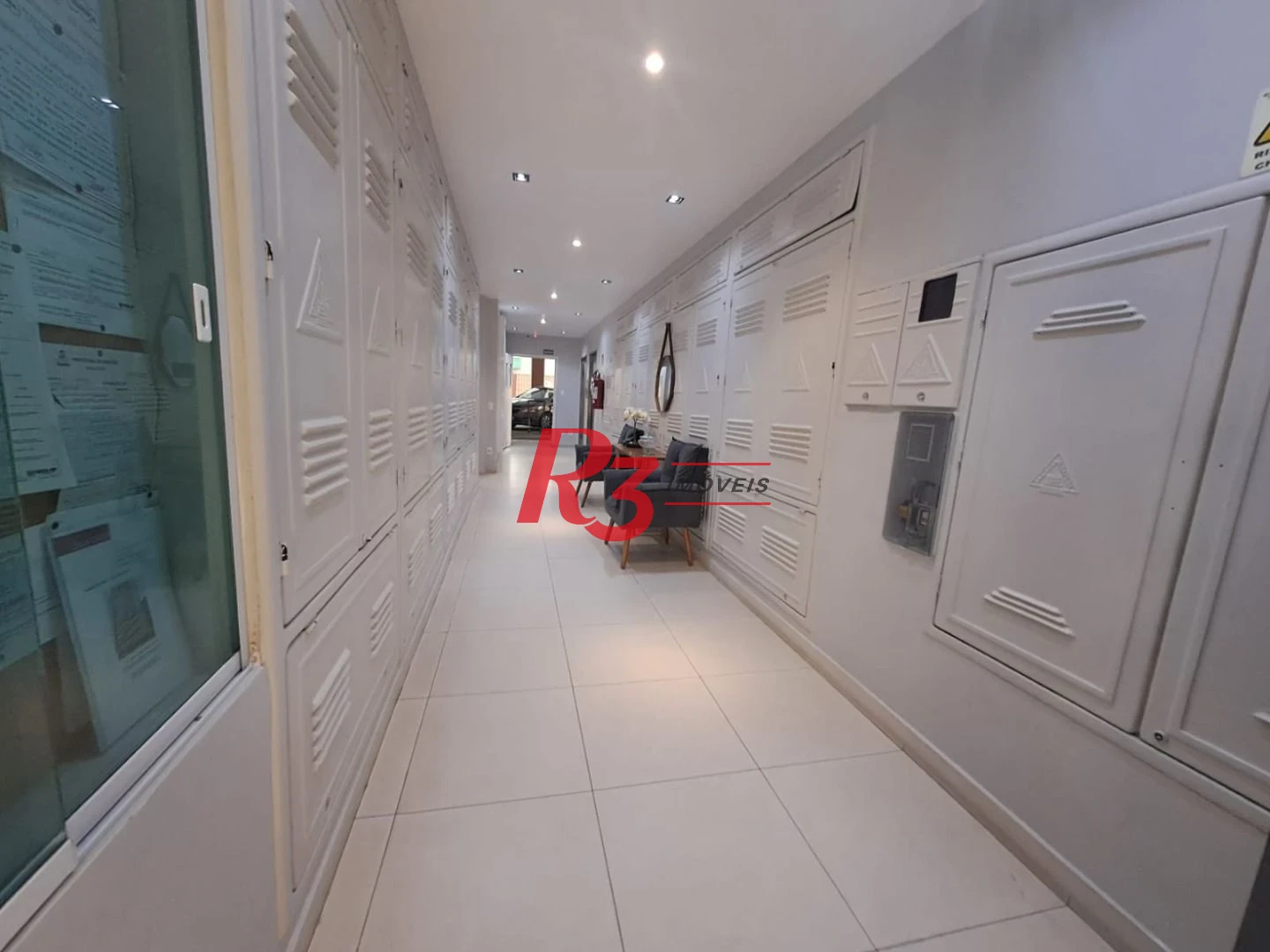 Kitnet com 1 dormitório à venda, 28 m² por R$ 300.000,00 - Embaré - Santos/SP