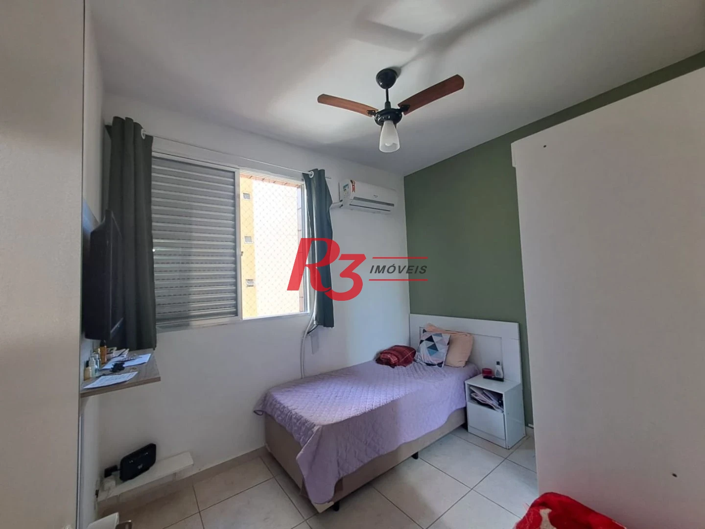 Kitnet com 1 dormitório à venda, 28 m² por R$ 300.000,00 - Embaré - Santos/SP