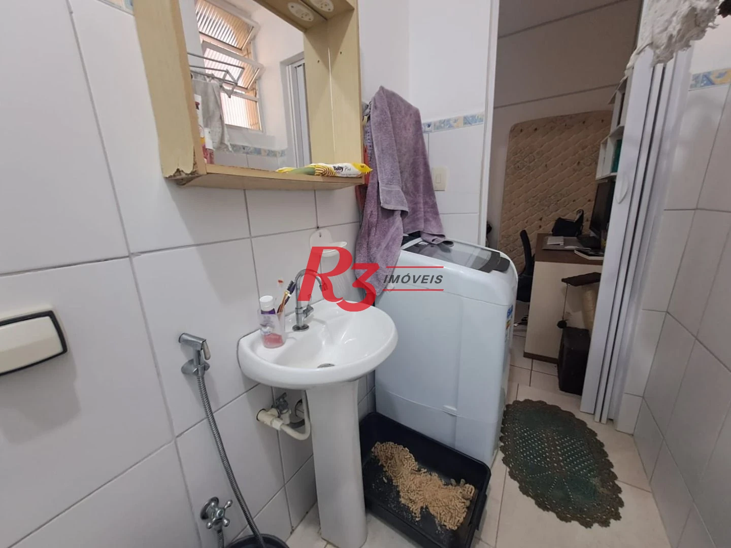 Kitnet com 1 dormitório à venda, 28 m² por R$ 300.000,00 - Embaré - Santos/SP