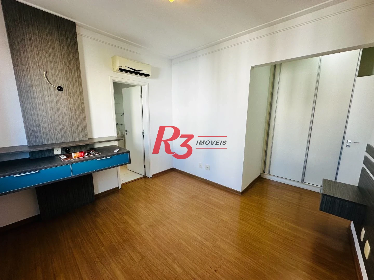 Apartamento com 3 quartos para alugar, 130 m² por R$ 8.500/mês - Boqueirão - Santos/SP