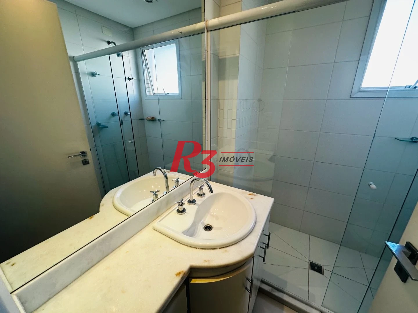 Apartamento com 3 quartos para alugar, 130 m² por R$ 8.500/mês - Boqueirão - Santos/SP
