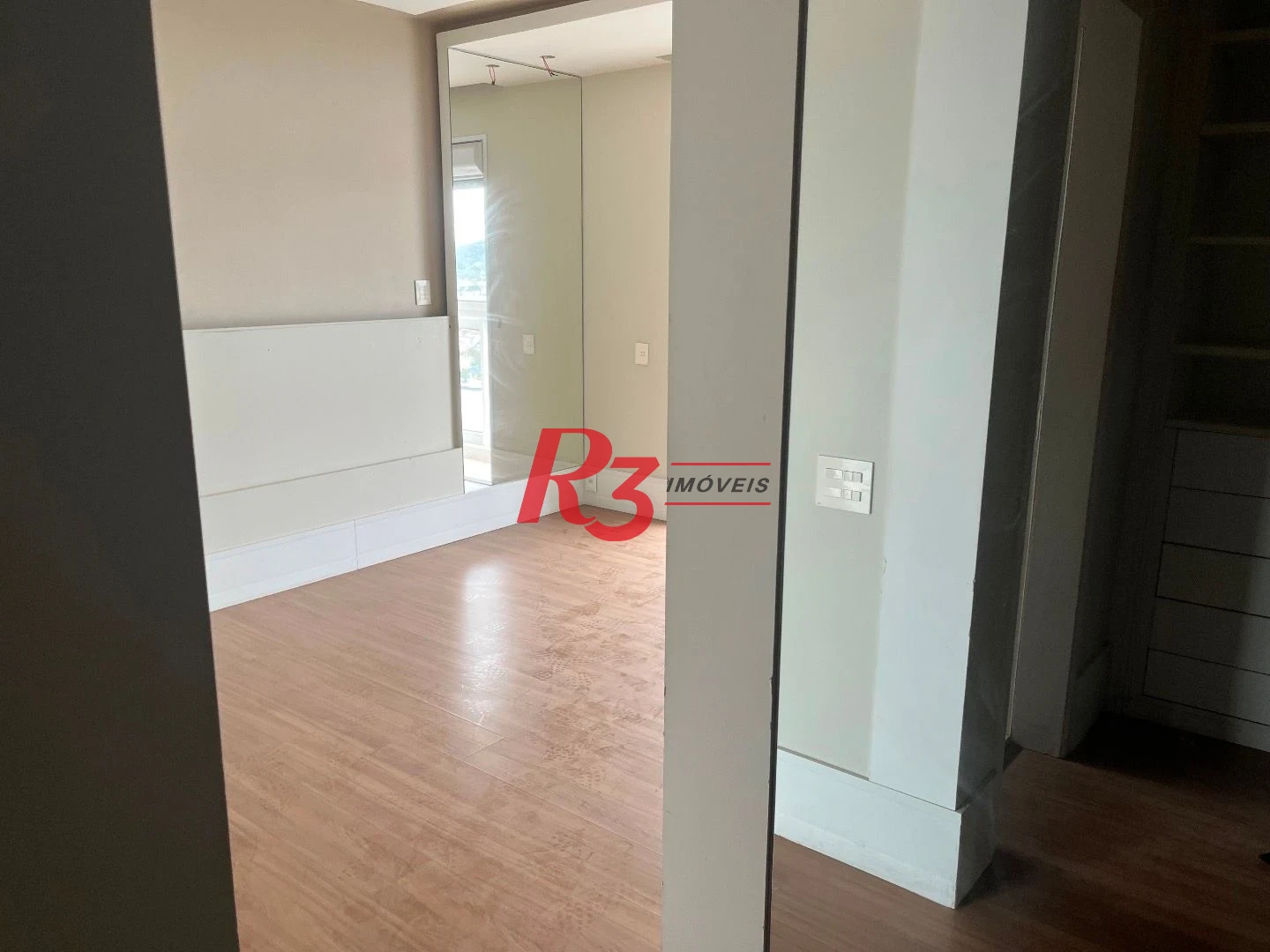 Apartamento com 3 dormitórios à venda, 189 m² por R$ 2.800.000,00 - Ponta da Praia - Santos/SP