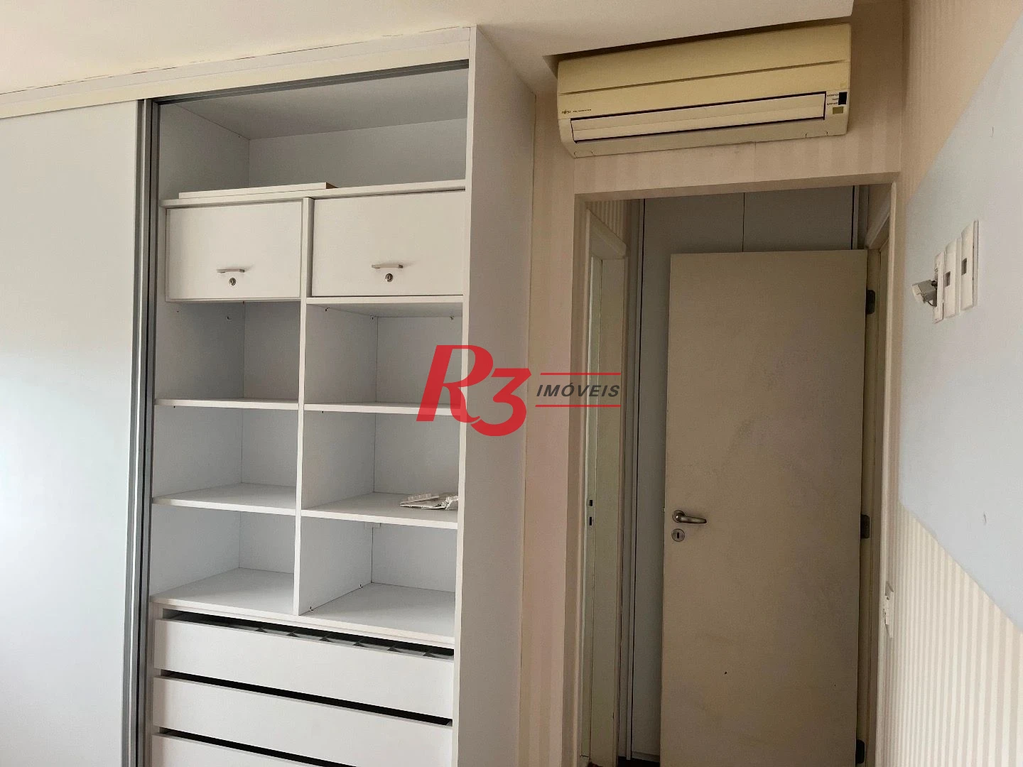 Apartamento com 3 dormitórios à venda, 189 m² por R$ 2.800.000,00 - Ponta da Praia - Santos/SP