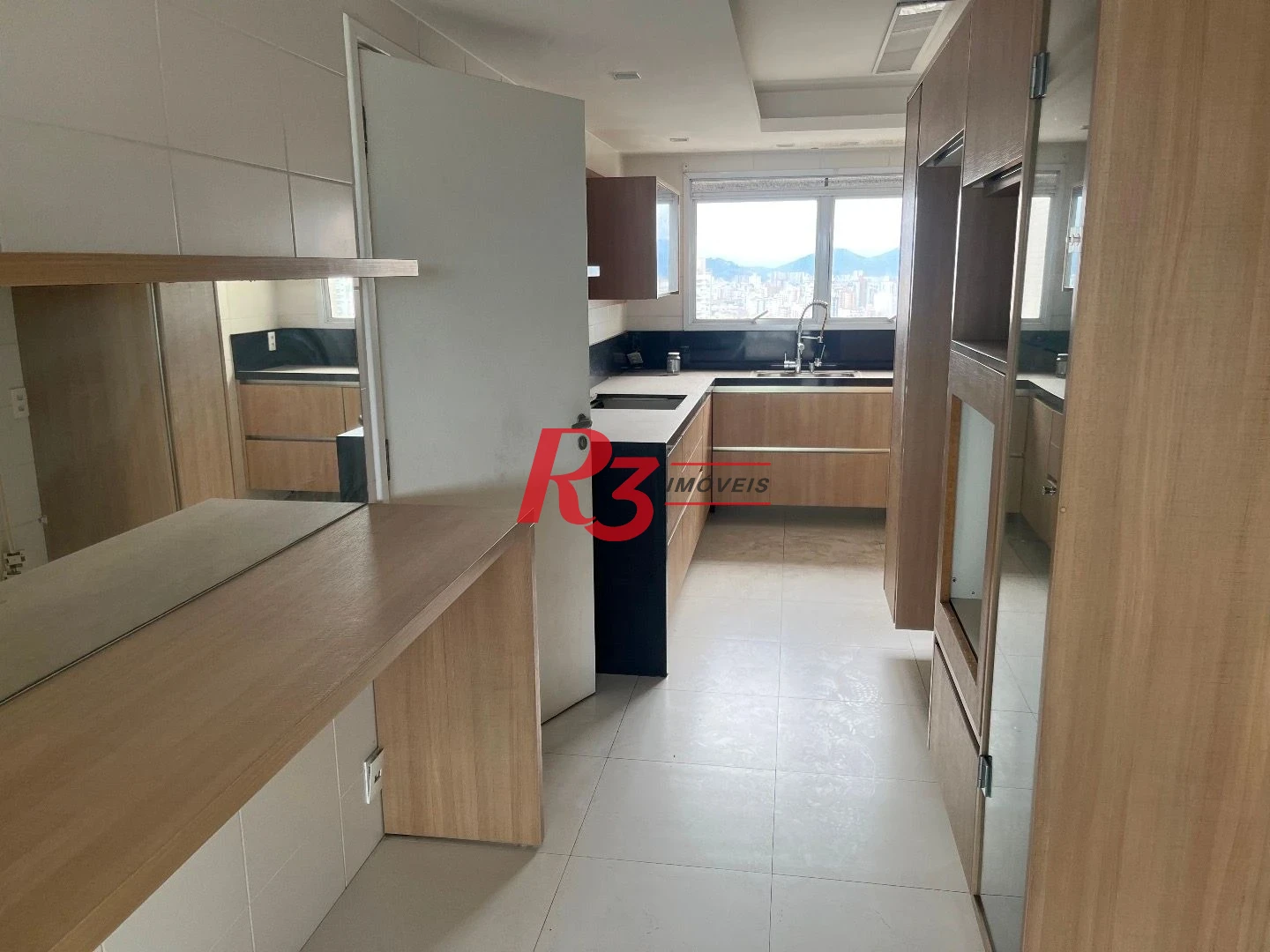 Apartamento com 3 dormitórios à venda, 189 m² por R$ 2.800.000,00 - Ponta da Praia - Santos/SP
