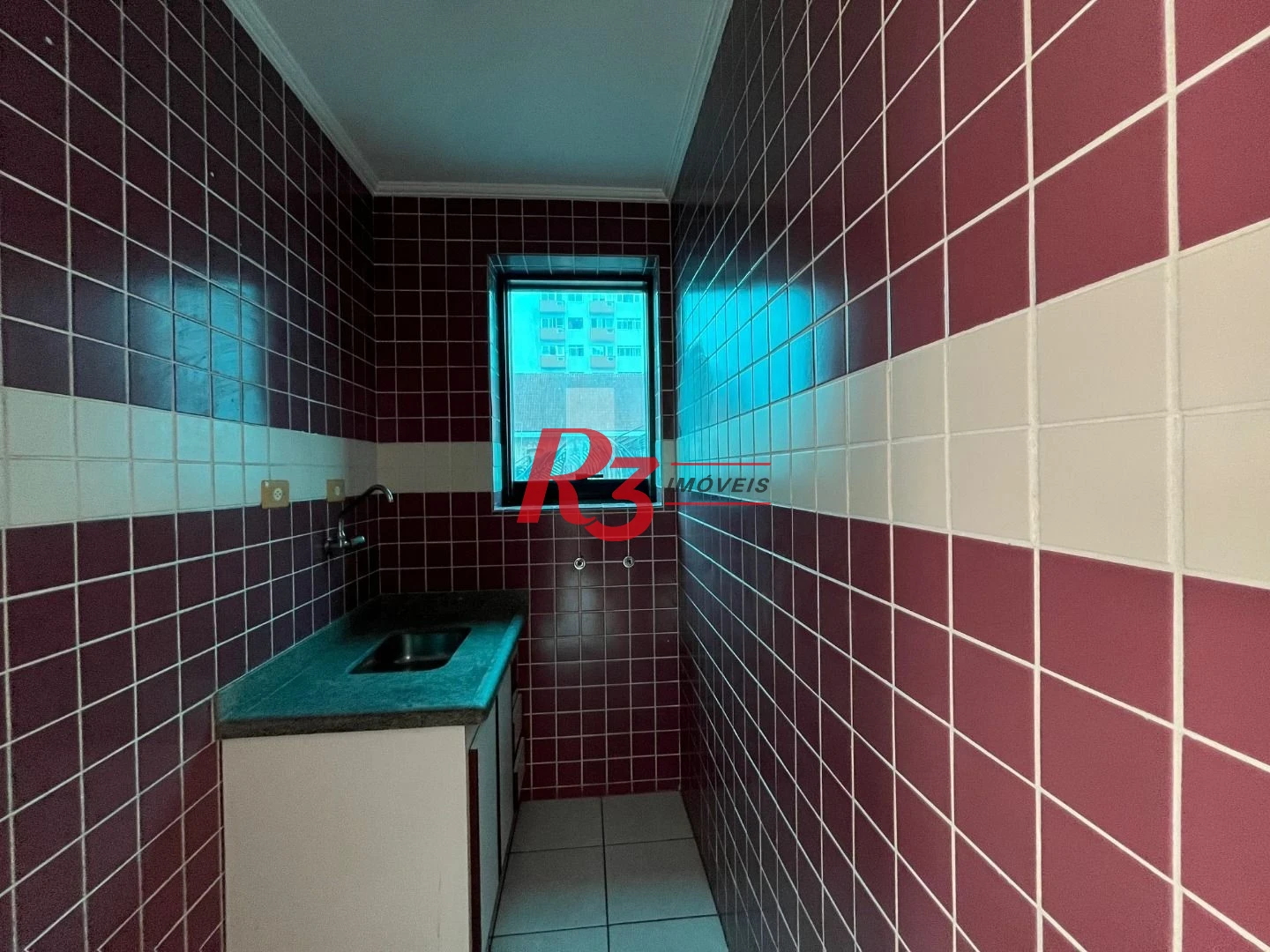 Sala para alugar, 121 m² por R$ 5.000,00 - Vila Matias - Santos/SP