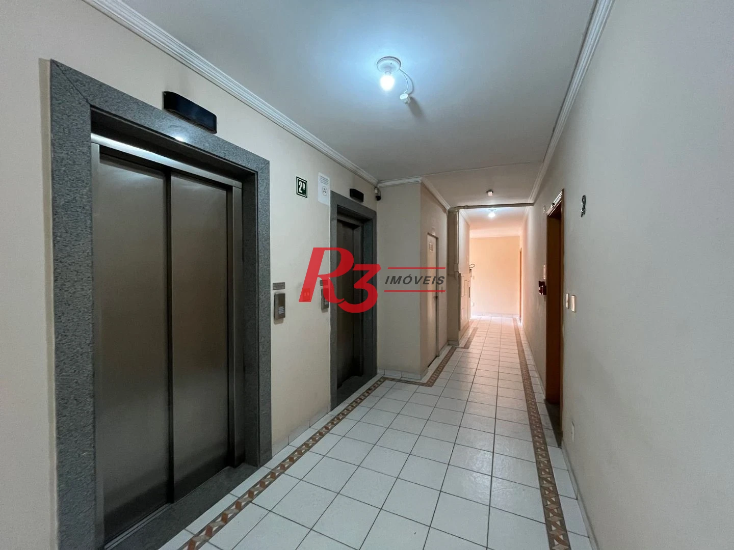Sala para alugar, 121 m² por R$ 5.000,00 - Vila Matias - Santos/SP