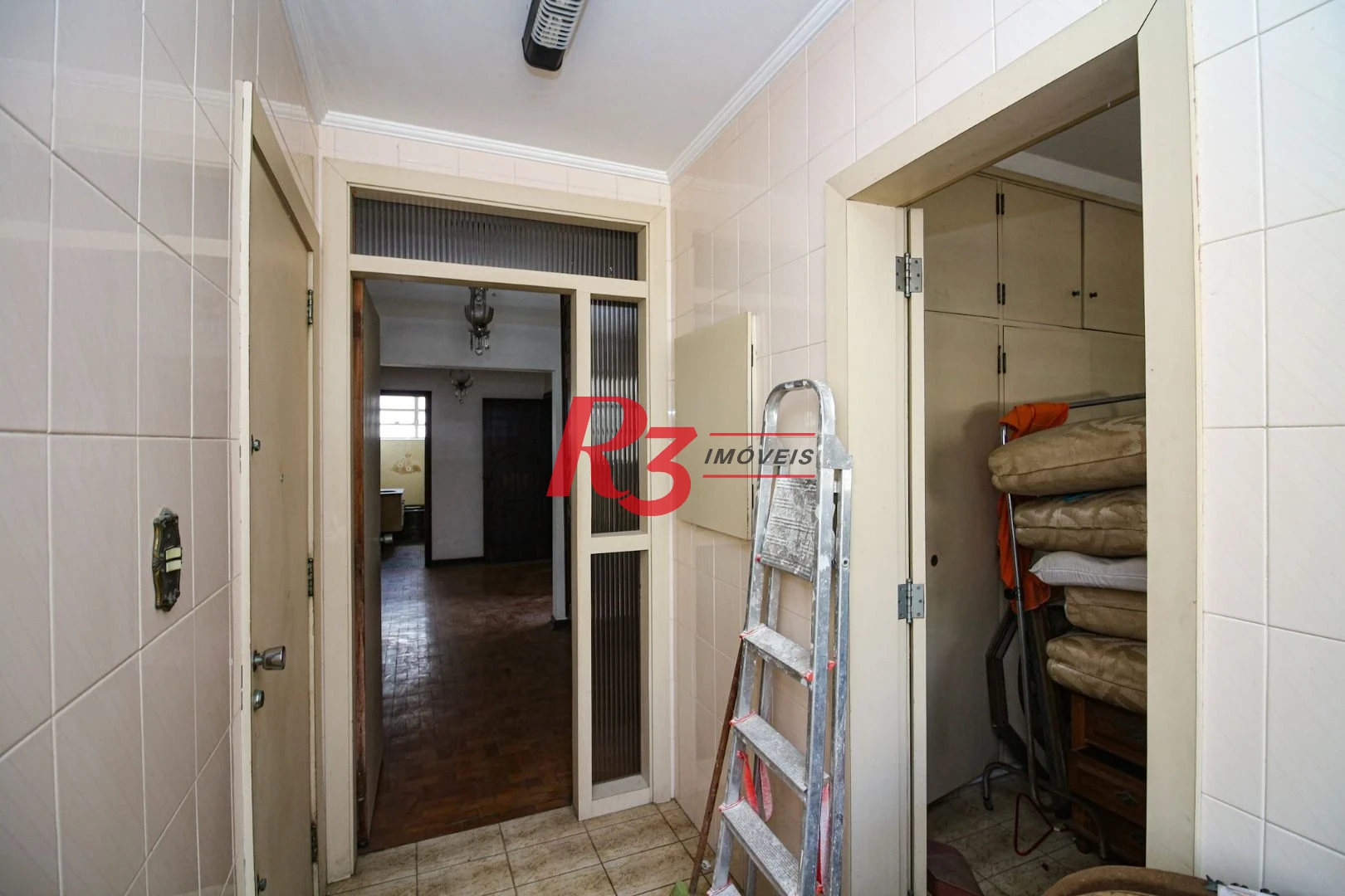 Apartamento com 4 dormitórios à venda, 312 m² por R$ 2.800.000,00 - Boqueirão - Santos/SP