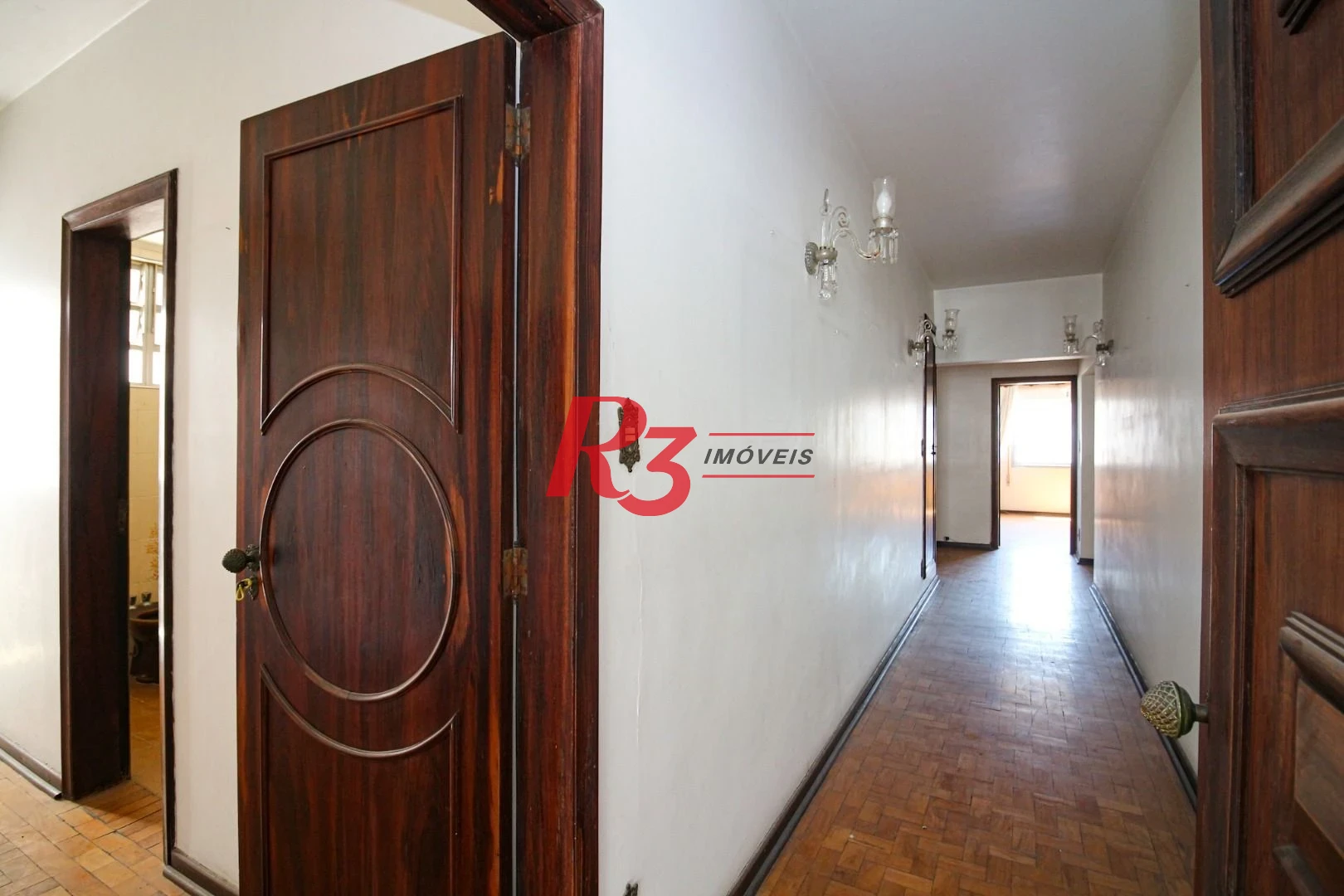 Apartamento com 4 dormitórios à venda, 312 m² por R$ 2.800.000,00 - Boqueirão - Santos/SP