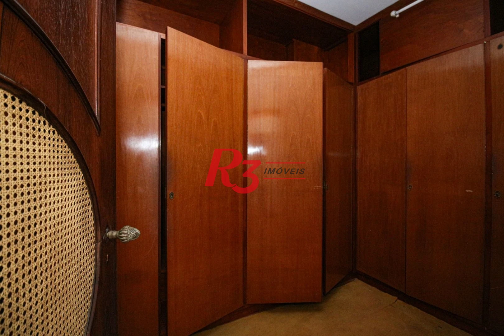 Apartamento com 4 dormitórios à venda, 312 m² por R$ 2.800.000,00 - Boqueirão - Santos/SP