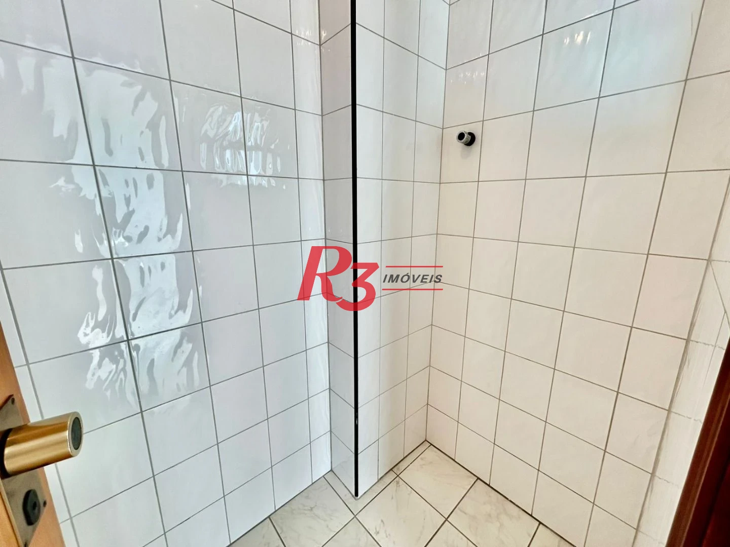 Apartamento com 2 dormitórios à venda, 125 m² por R$ 890.000,00 - Embaré - Santos/SP