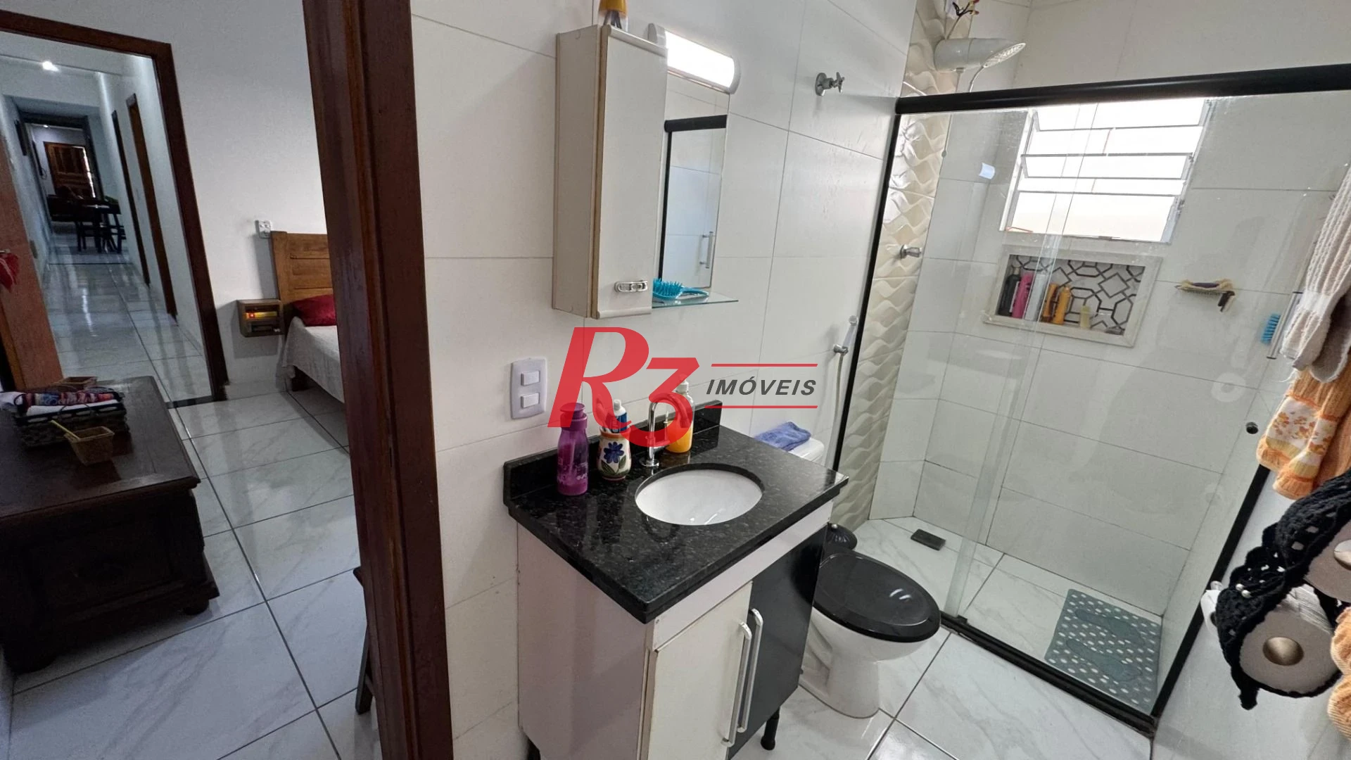 Casa com 3 dormitórios à venda, 119 m² por R$ 530.000,00 - Vila Valença - São Vicente/SP