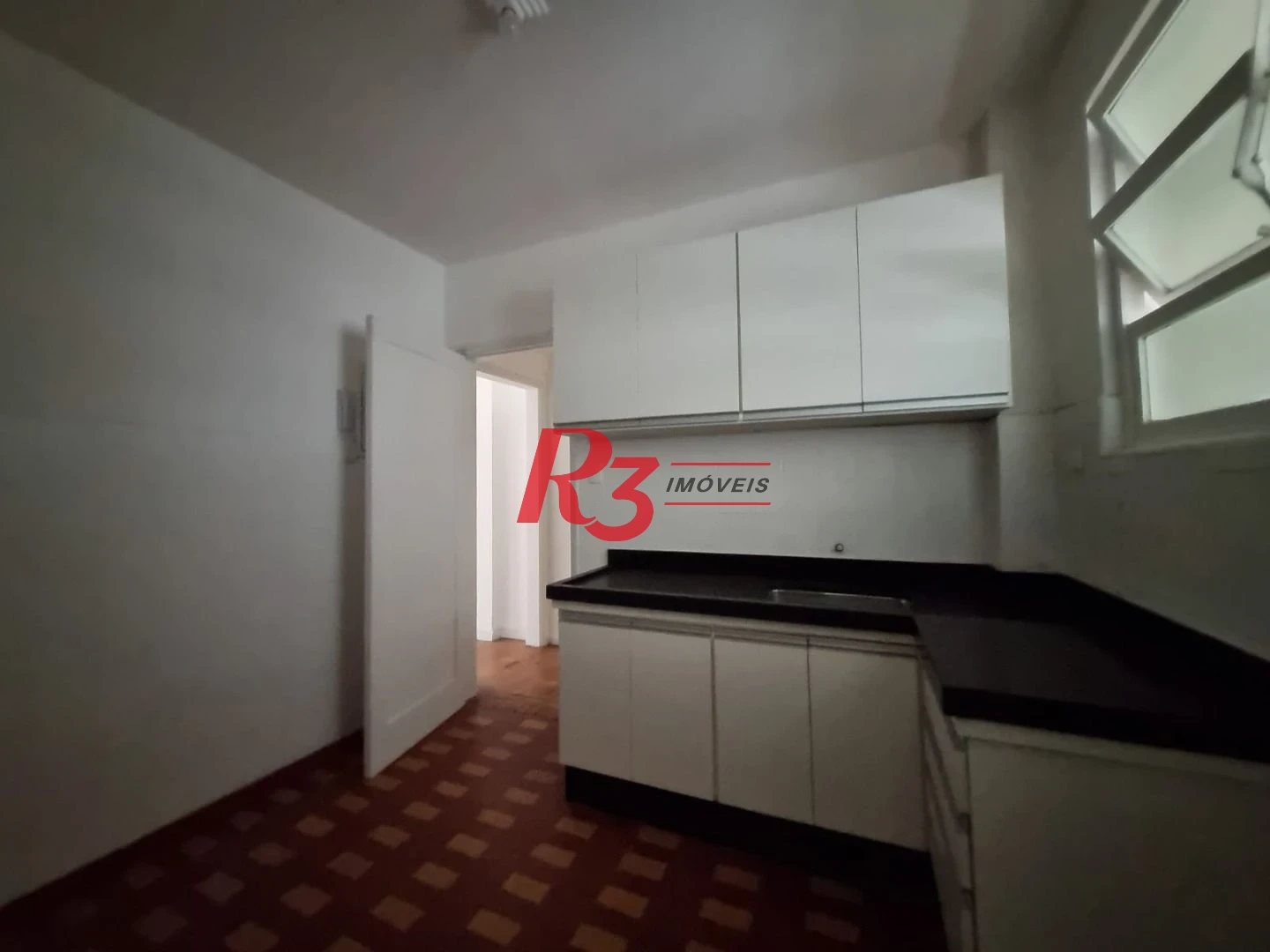 Apartamento com 2 dormitórios para alugar, 90 m² por R$ 5.100,02/mês - Gonzaga - Santos/SP