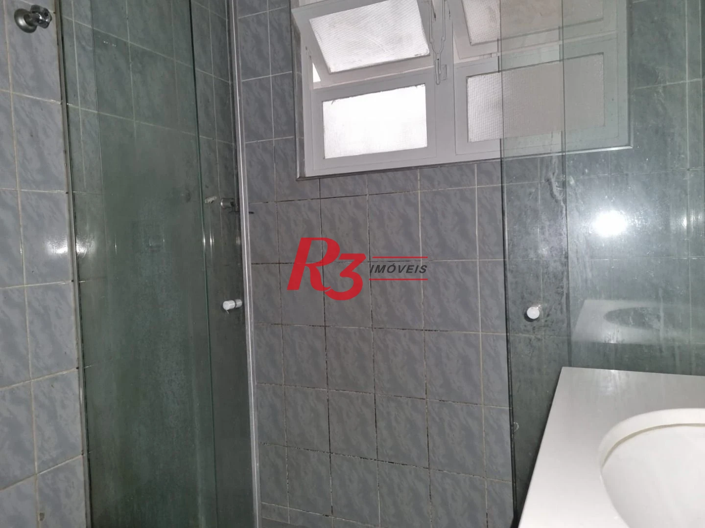 Apartamento com 2 dormitórios para alugar, 90 m² por R$ 5.100,02/mês - Gonzaga - Santos/SP