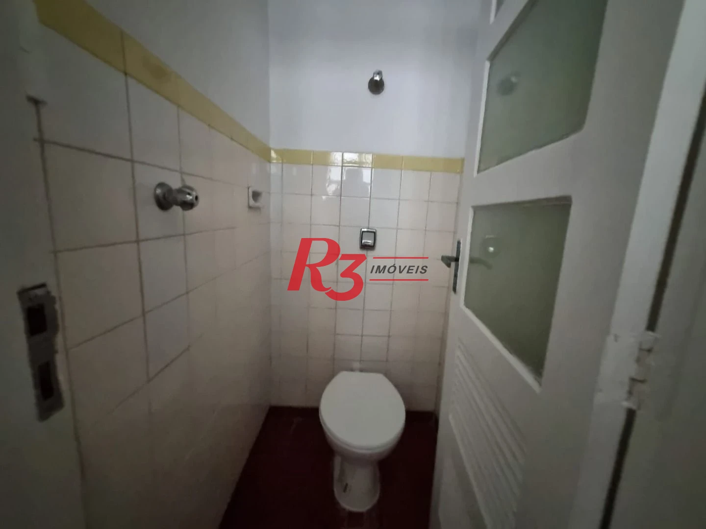Apartamento com 2 dormitórios para alugar, 90 m² por R$ 5.100,02/mês - Gonzaga - Santos/SP