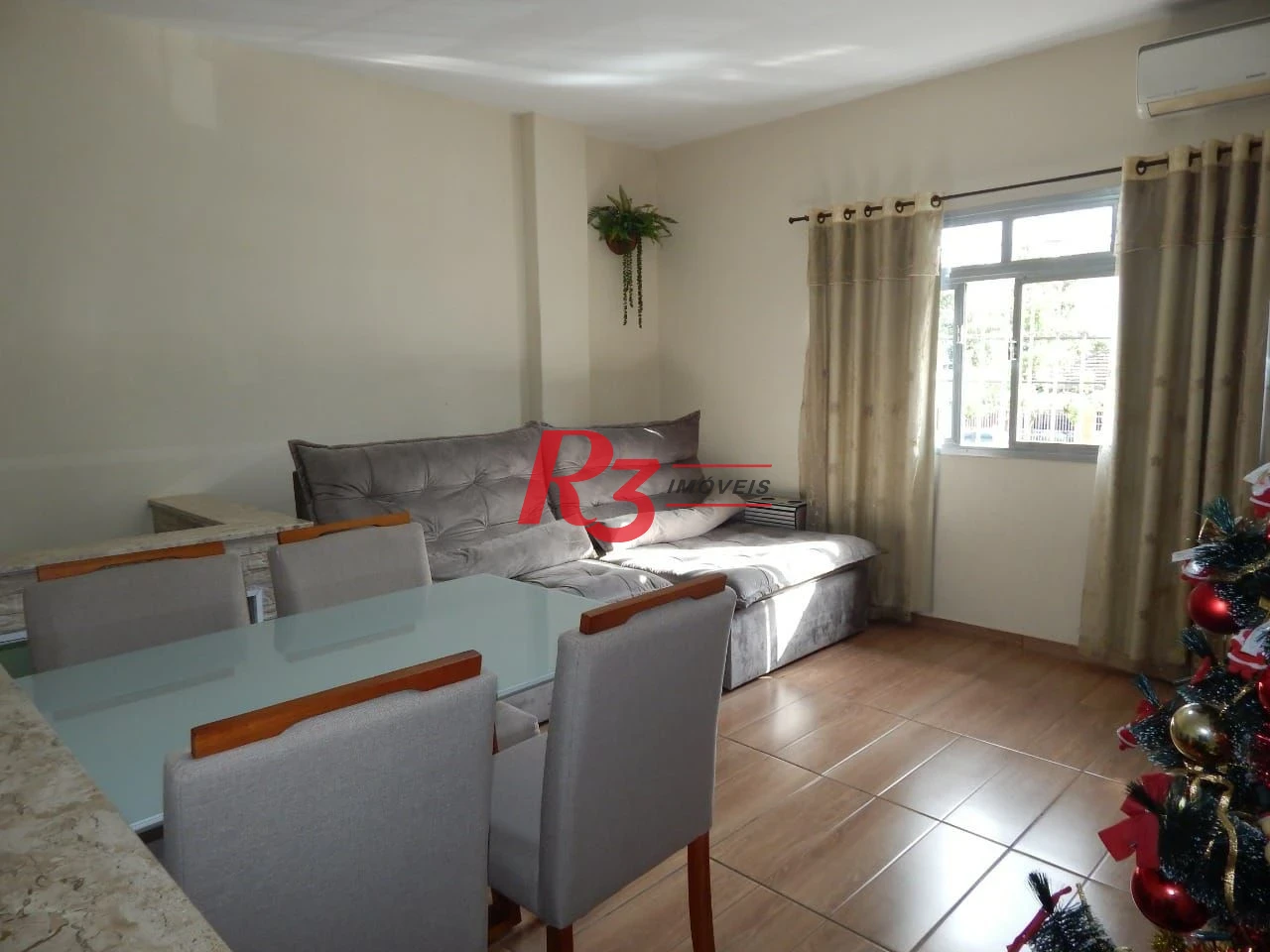 Casa com 2 dormitórios à venda, 73 m² por R$ 320.000,00 - Bom Retiro - Santos/SP