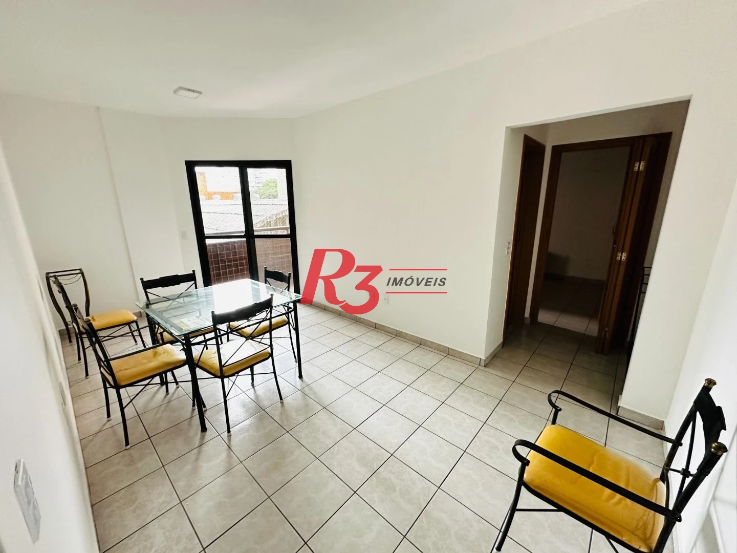 OPortunidade à venda em Santos, 1 quarto, portaria 24h, lazer completo, condição muito especial, localização ótima!!