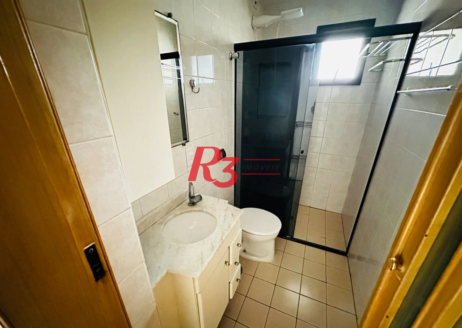 OPortunidade à venda em Santos, 1 quarto, portaria 24h, lazer completo, condição muito especial, localização ótima!!