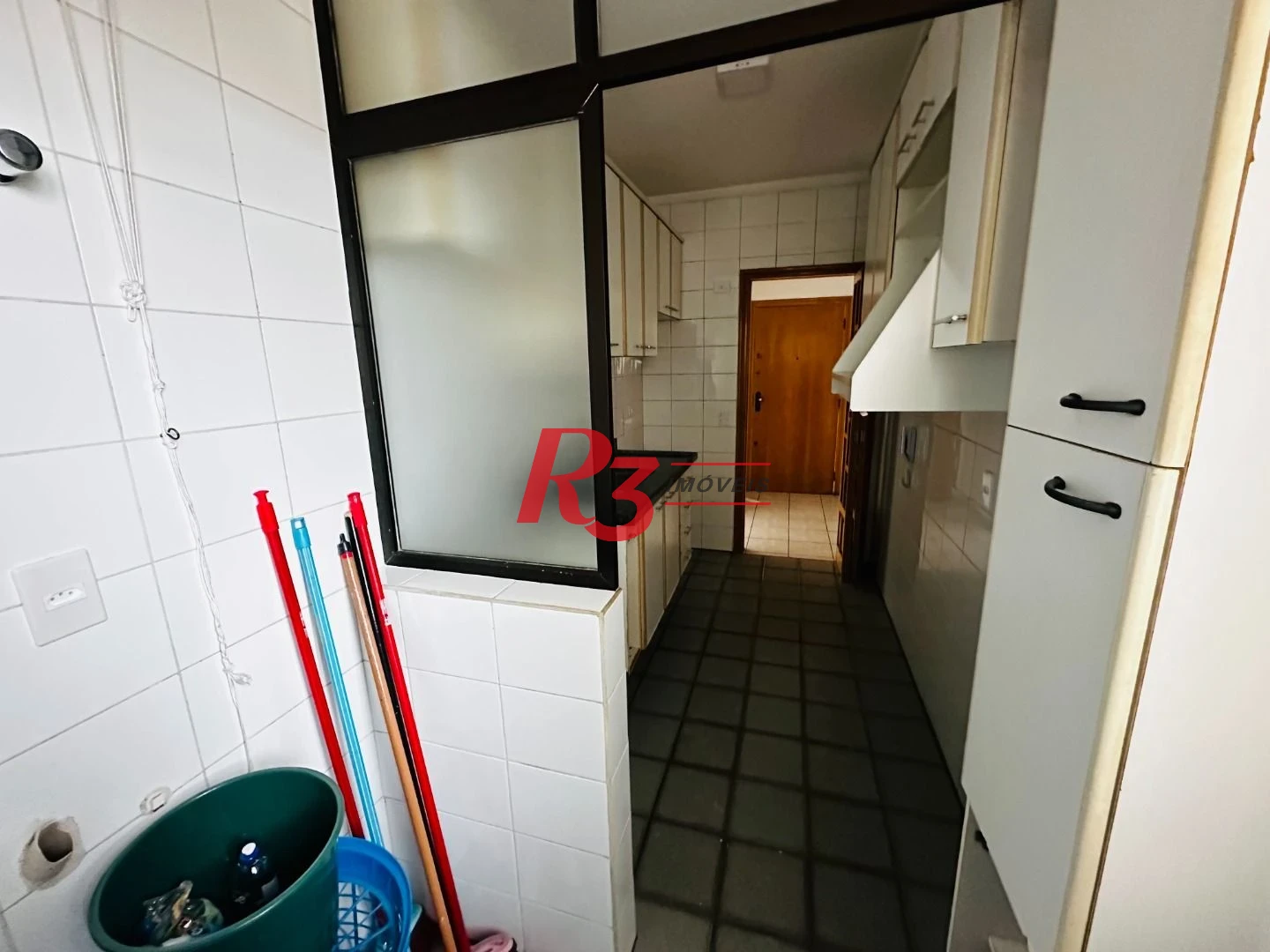 OPortunidade à venda em Santos, 1 quarto, portaria 24h, lazer completo, condição muito especial, localização ótima!!