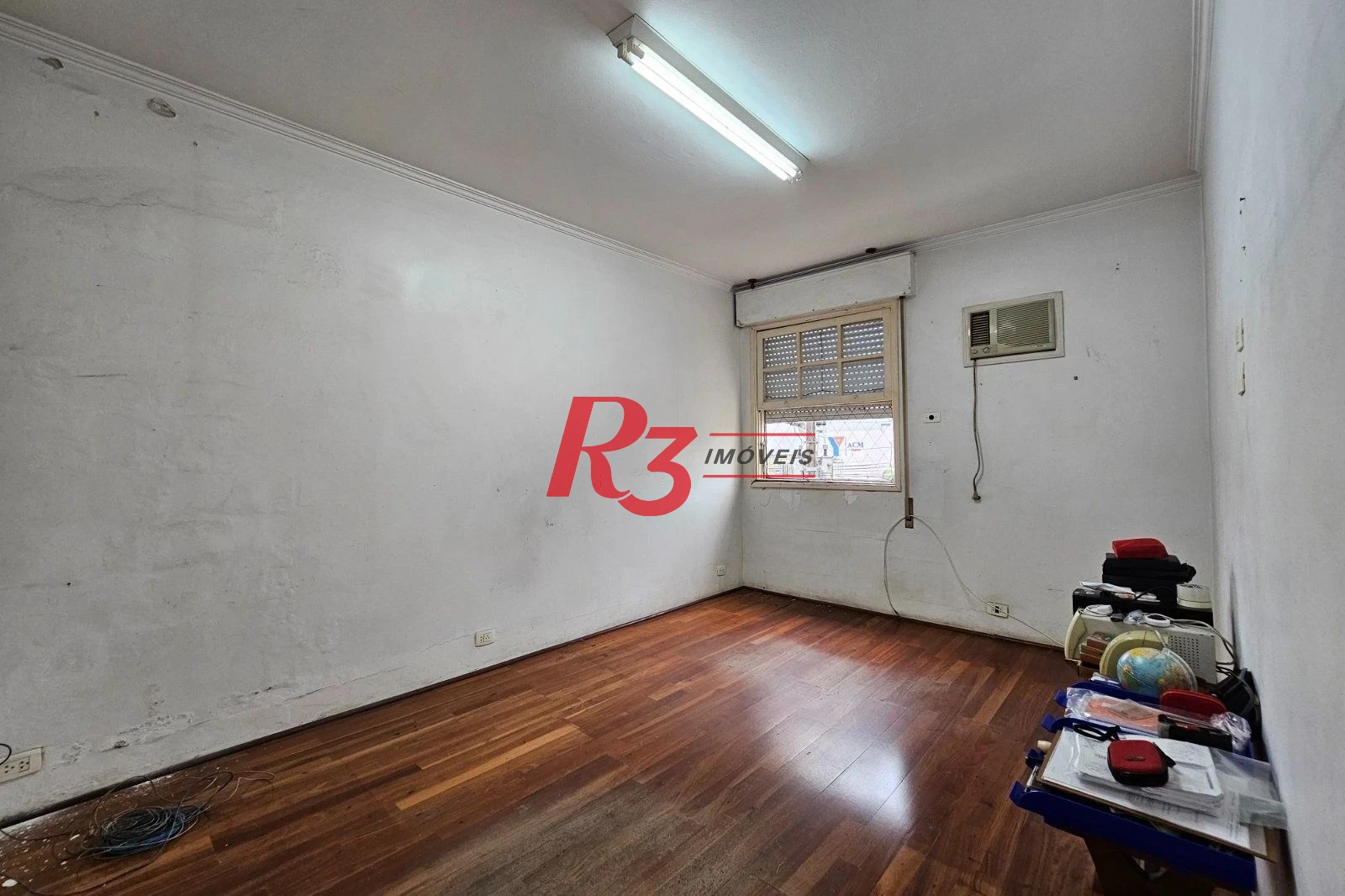 Apartamento com 3 dormitórios à venda, 108 m² por R$ 445.000,00 - Campo Grande - Santos/SP