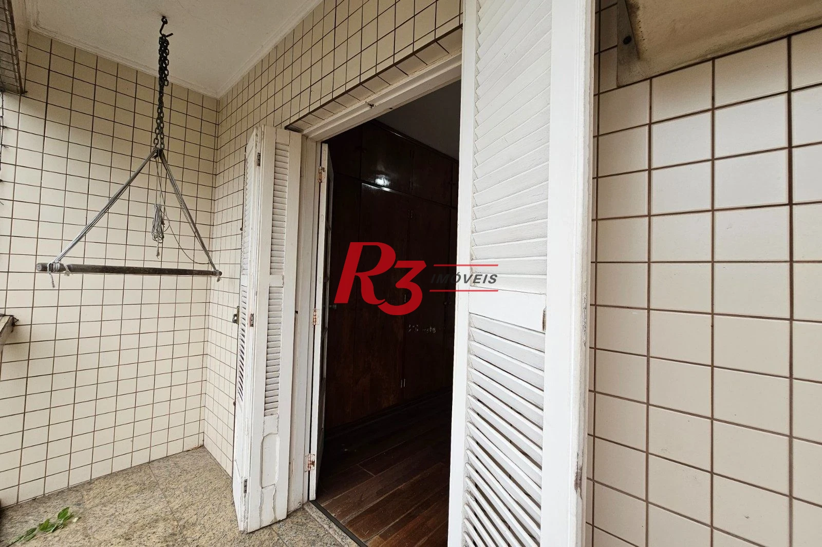 Apartamento com 3 dormitórios à venda, 108 m² por R$ 445.000,00 - Campo Grande - Santos/SP