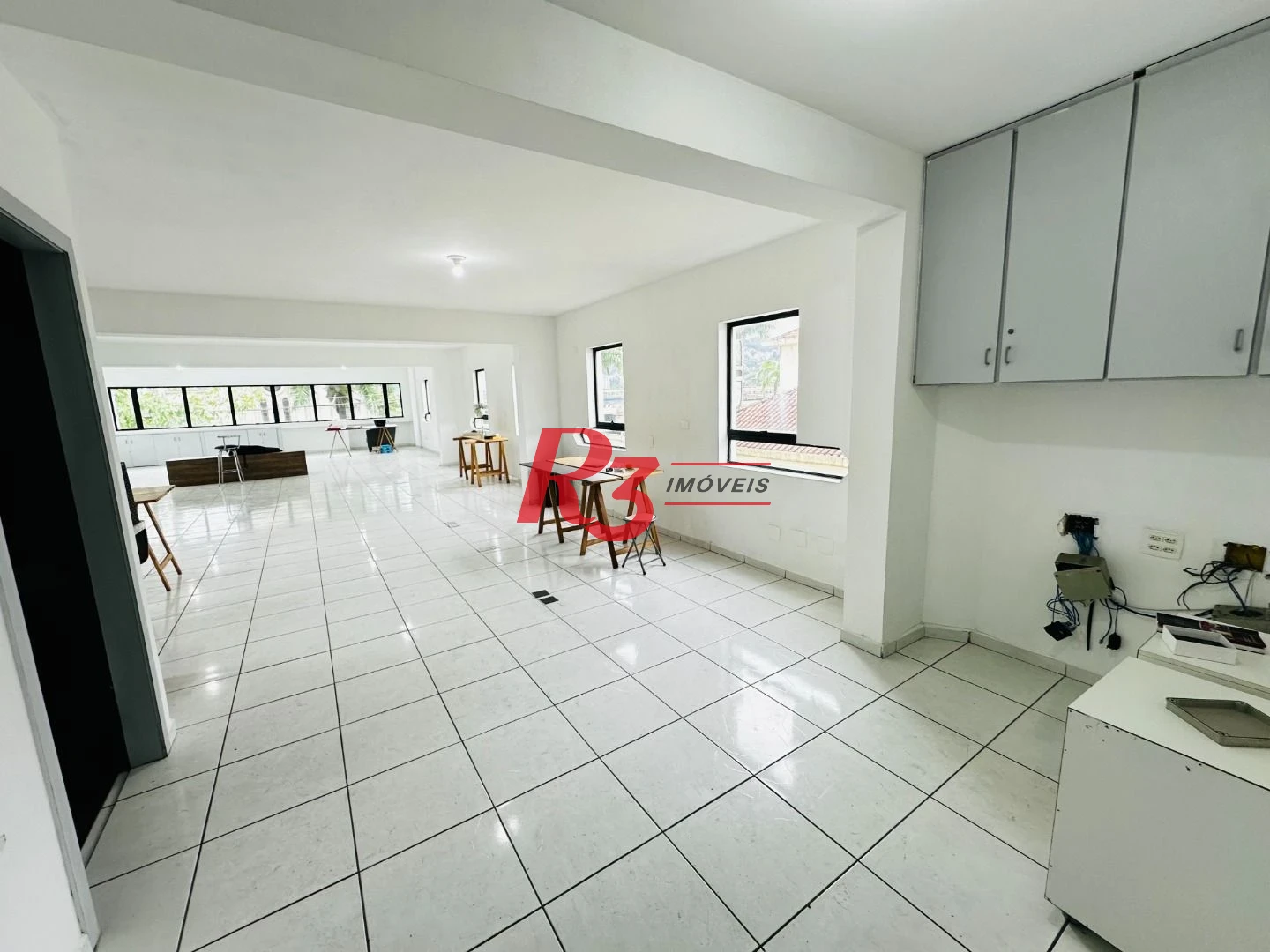 Sala para alugar, 121 m² por R$ 5.000,00/mês - Gonzaga - Santos/SP