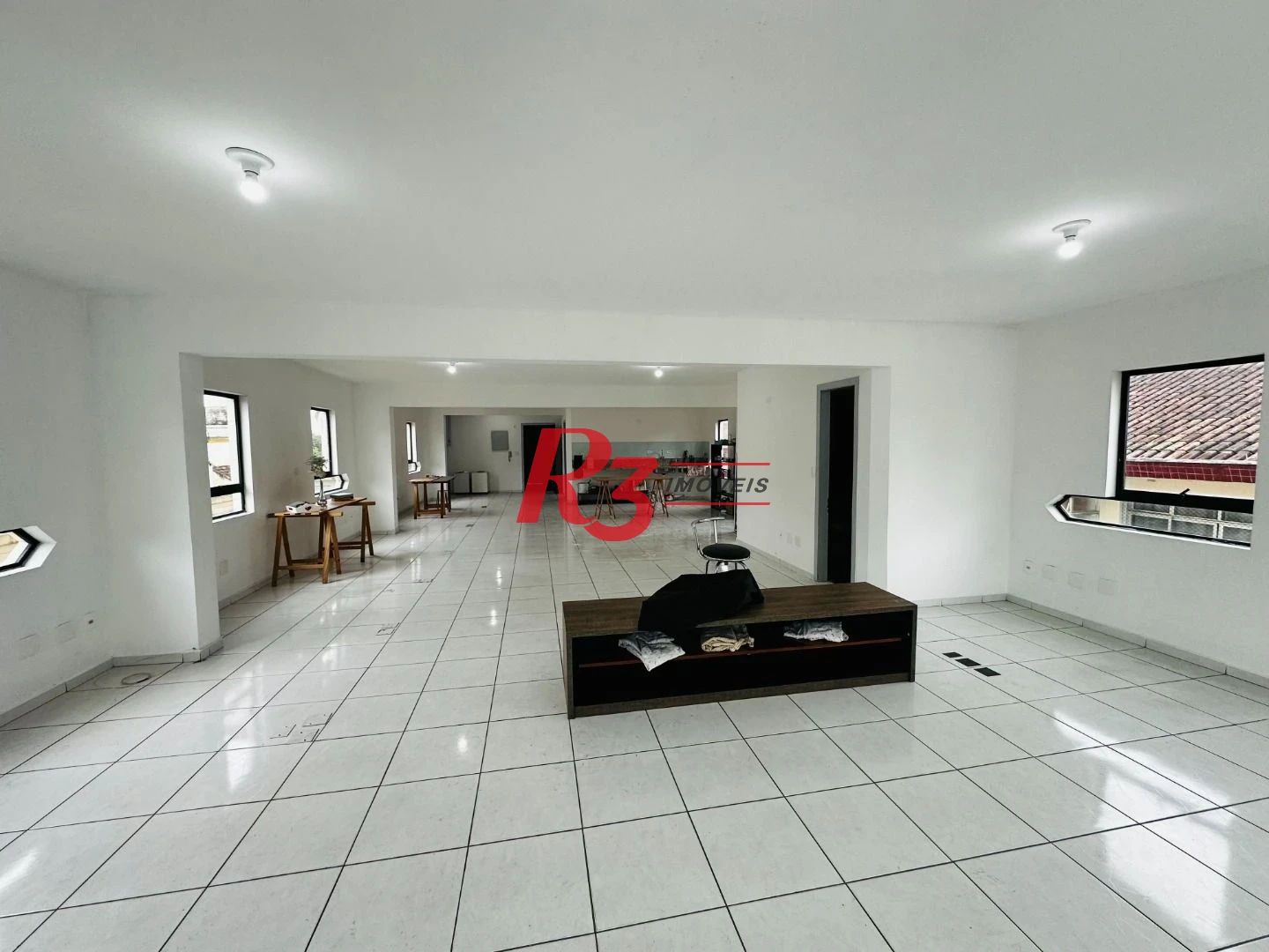 Sala para alugar, 121 m² por R$ 5.000,00/mês - Gonzaga - Santos/SP