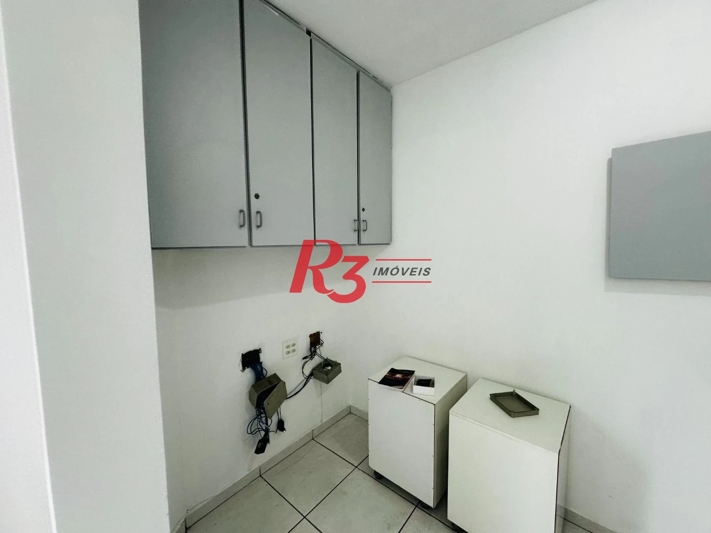 Sala para alugar, 121 m² por R$ 5.000,00/mês - Gonzaga - Santos/SP