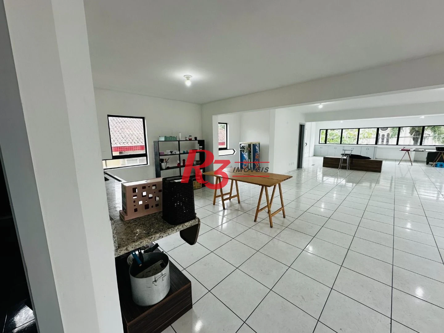 Sala para alugar, 121 m² por R$ 5.000,00/mês - Gonzaga - Santos/SP