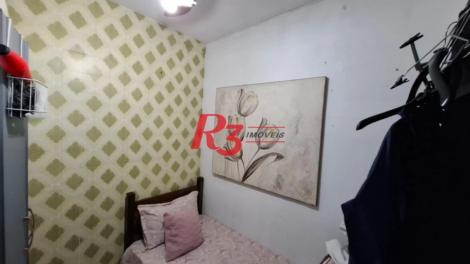 Apartamento com 3 dormitórios à venda, 84 m² por R$ 300.000,00 - Centro - São Vicente/SP