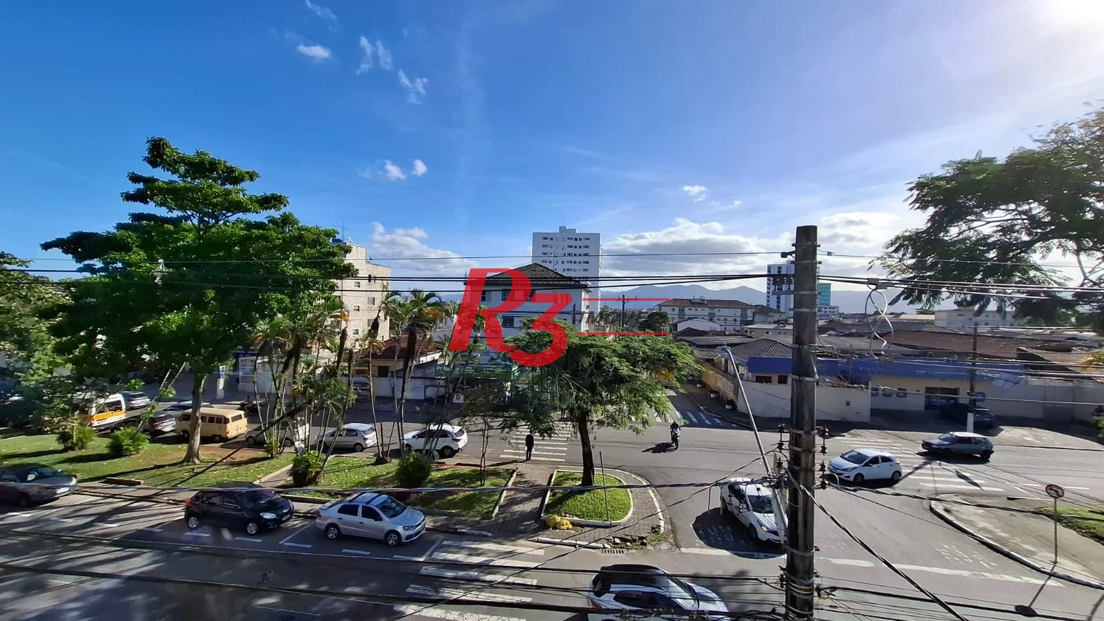 Apartamento com 3 dormitórios à venda, 84 m² por R$ 300.000,00 - Centro - São Vicente/SP