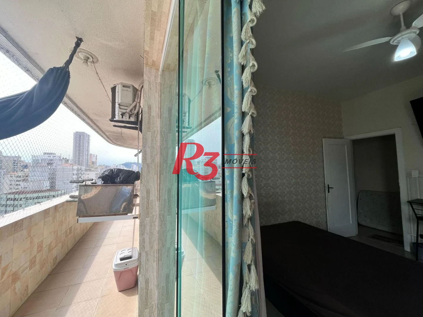 Apartamento com 3 dormitórios à venda, 111 m² por R$ 1.200.000,00 - Gonzaga - Santos/SP