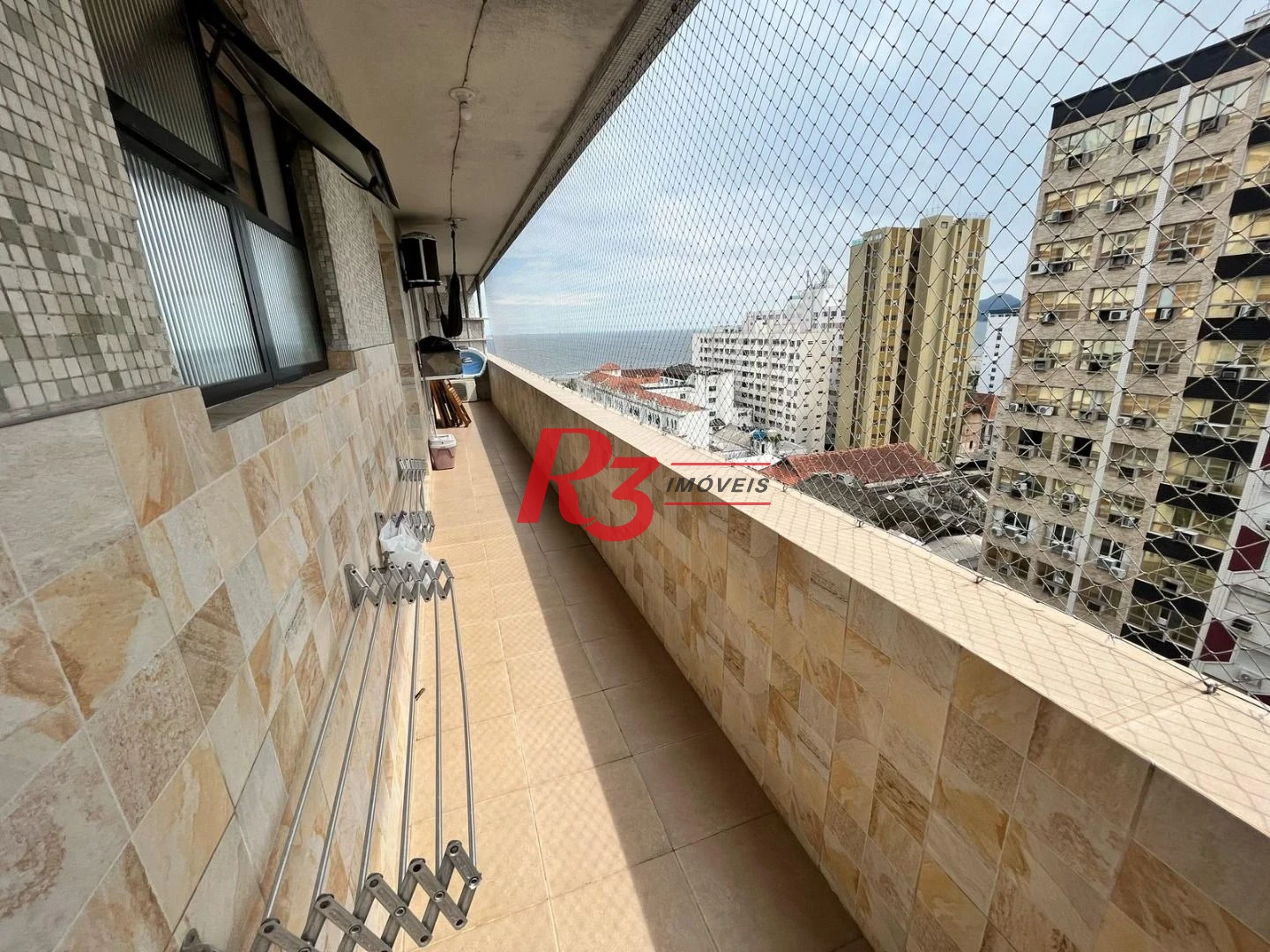 Apartamento com 3 dormitórios à venda, 111 m² por R$ 1.200.000,00 - Gonzaga - Santos/SP
