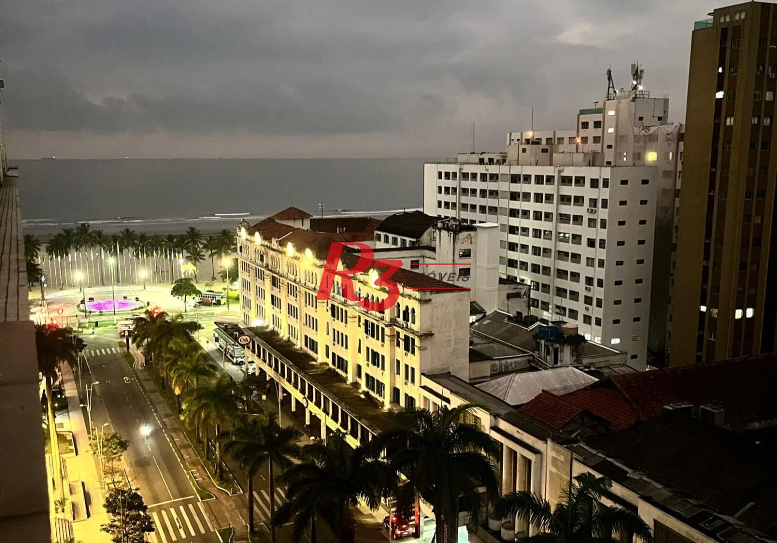 Apartamento com 3 dormitórios à venda, 111 m² por R$ 1.200.000,00 - Gonzaga - Santos/SP