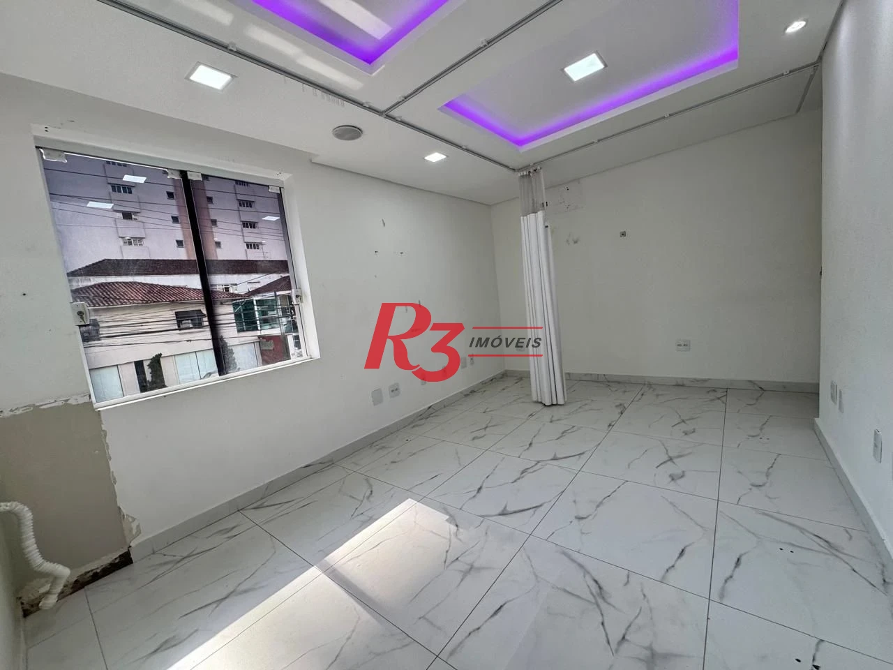 Sobrado com 3 dormitórios para alugar, 200 m² por R$ 16.550,00/mês - Gonzaga - Santos/SP