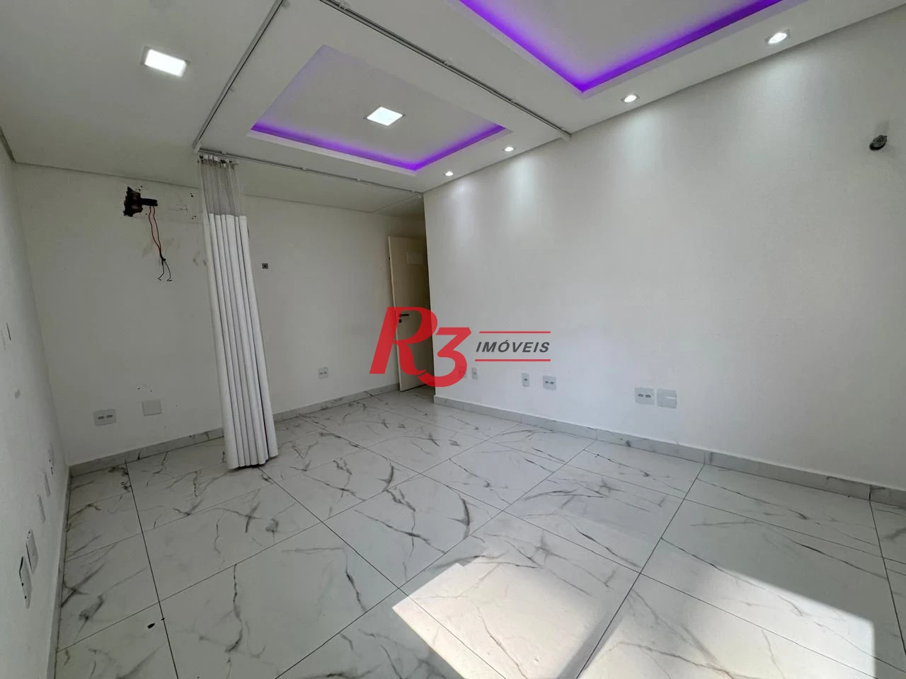 Sobrado com 3 dormitórios para alugar, 200 m² por R$ 16.550,00/mês - Gonzaga - Santos/SP