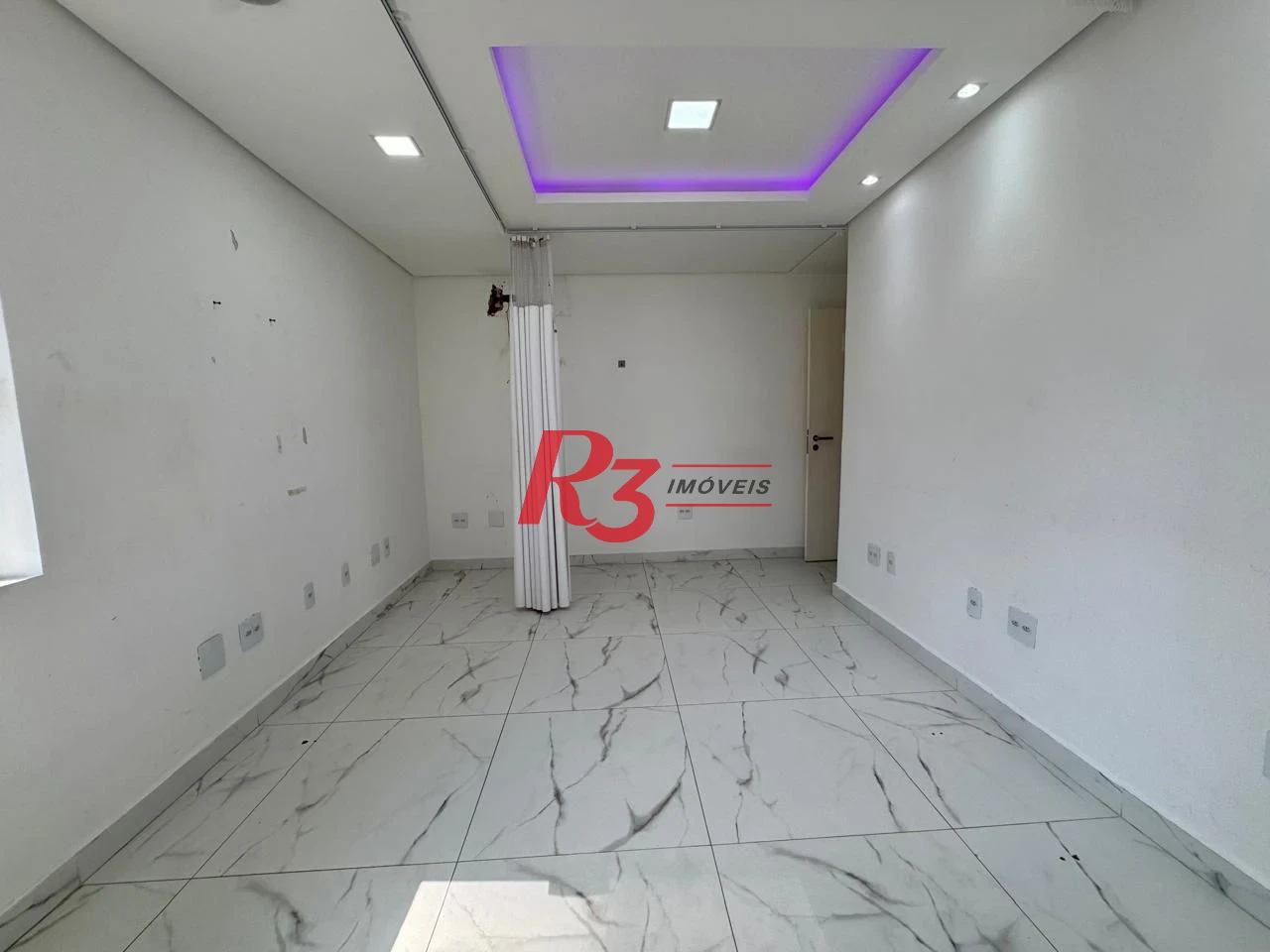 Sobrado com 3 dormitórios para alugar, 200 m² por R$ 16.550,00/mês - Gonzaga - Santos/SP