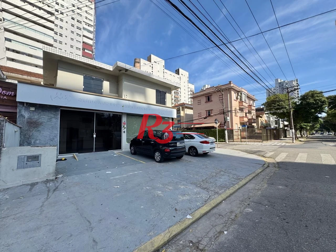 Sobrado com 3 dormitórios para alugar, 200 m² por R$ 16.550,00/mês - Gonzaga - Santos/SP