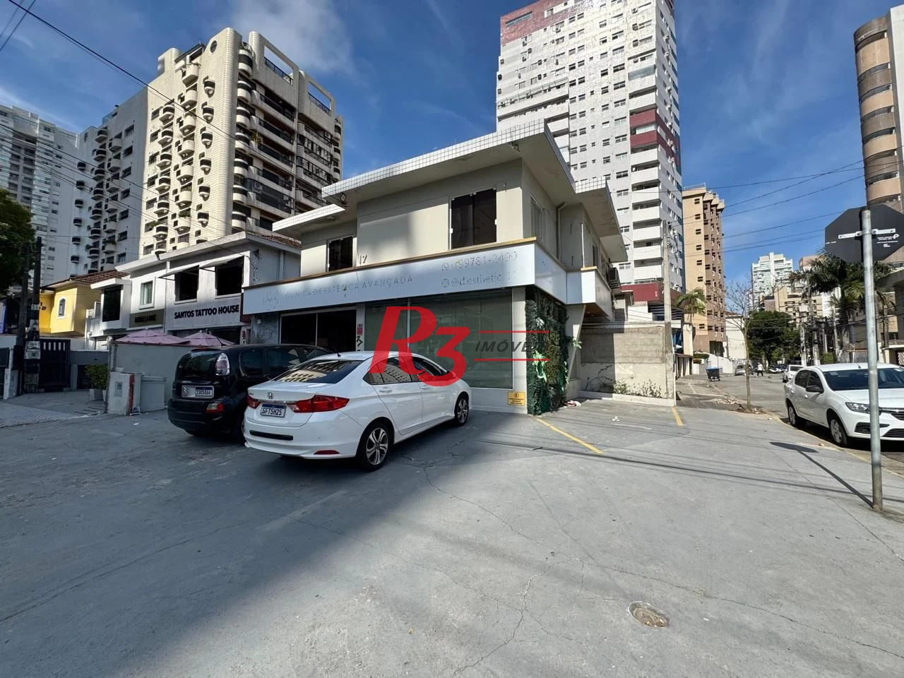 Sobrado com 3 dormitórios para alugar, 200 m² por R$ 16.550,00/mês - Gonzaga - Santos/SP