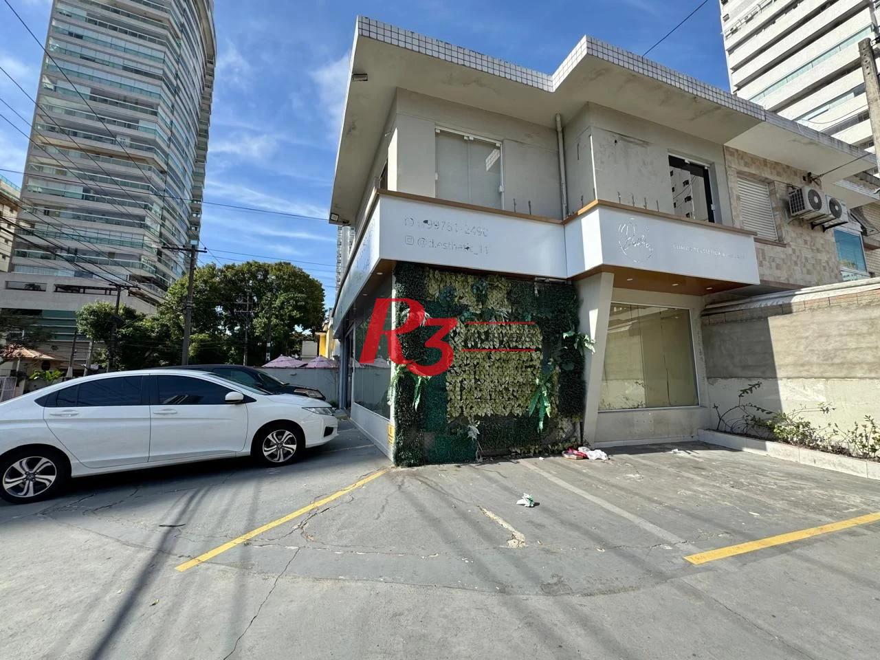 Sobrado com 3 dormitórios para alugar, 200 m² por R$ 16.550,00/mês - Gonzaga - Santos/SP