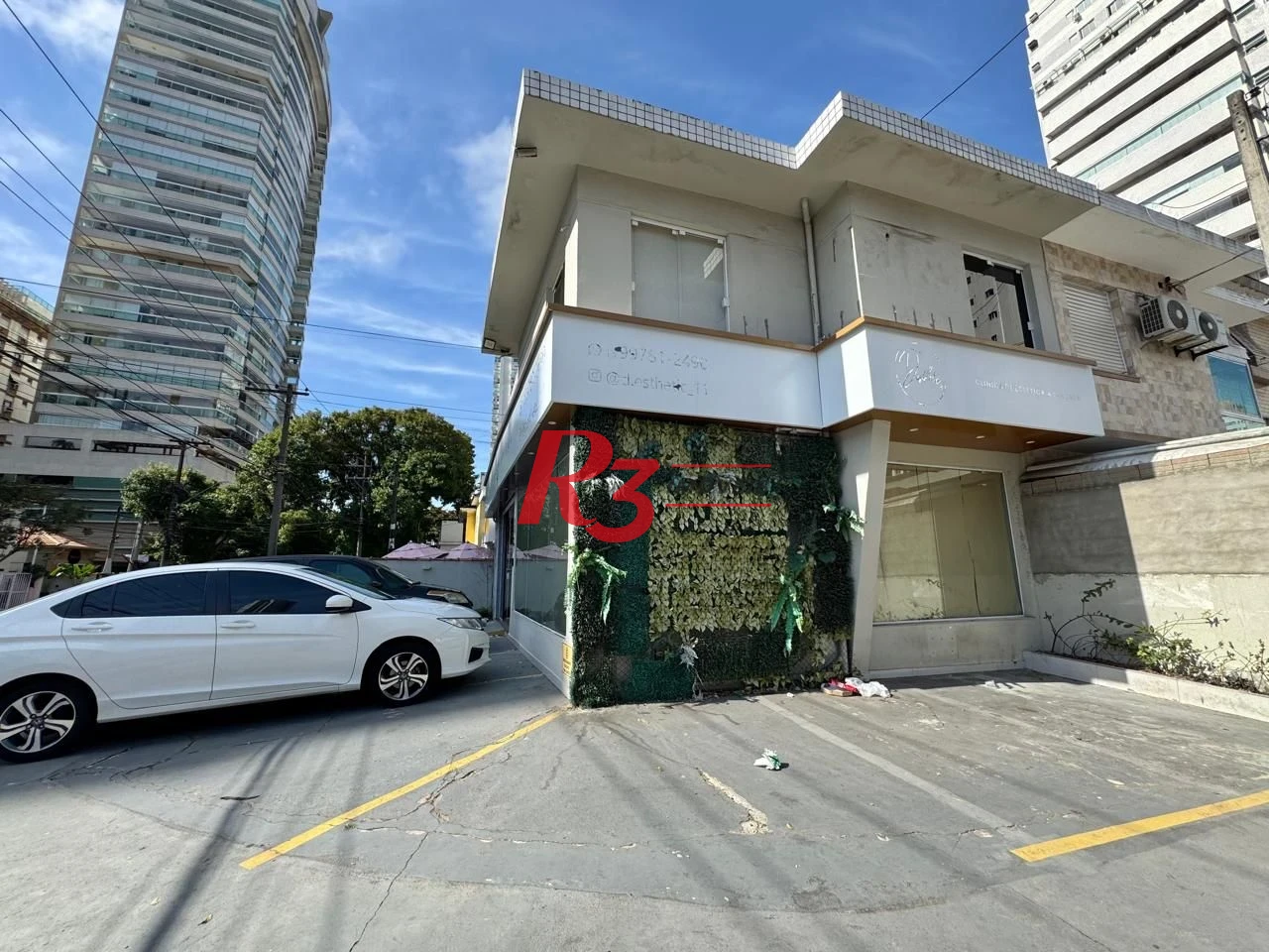 Sobrado com 3 dormitórios para alugar, 200 m² por R$ 16.550,00/mês - Gonzaga - Santos/SP