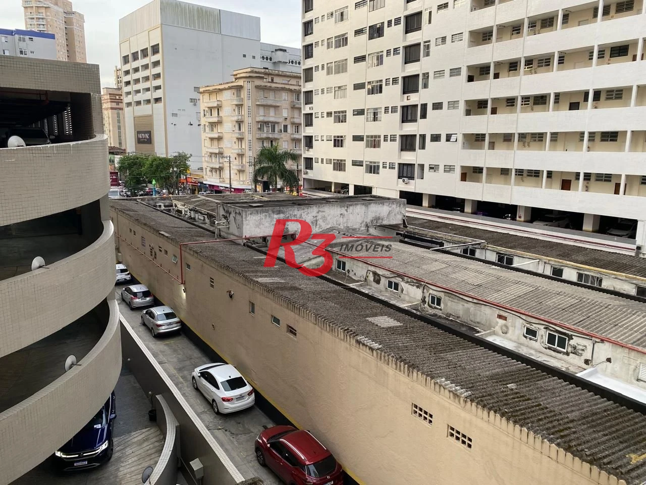 Apartamento com 1 dormitório à venda, 70 m² por R$ 430.000,00 - Gonzaga - Santos/SP