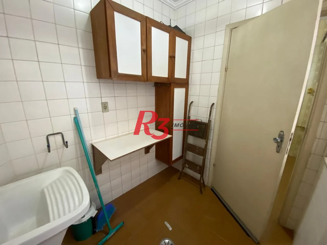 Apartamento com 1 dormitório à venda, 70 m² por R$ 430.000,00 - Gonzaga - Santos/SP