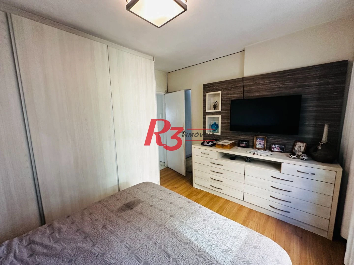 Apartamento com 4 dormitórios à venda, 184 m² por R$ 980.000,00 - Ponta da Praia - Santos/SP