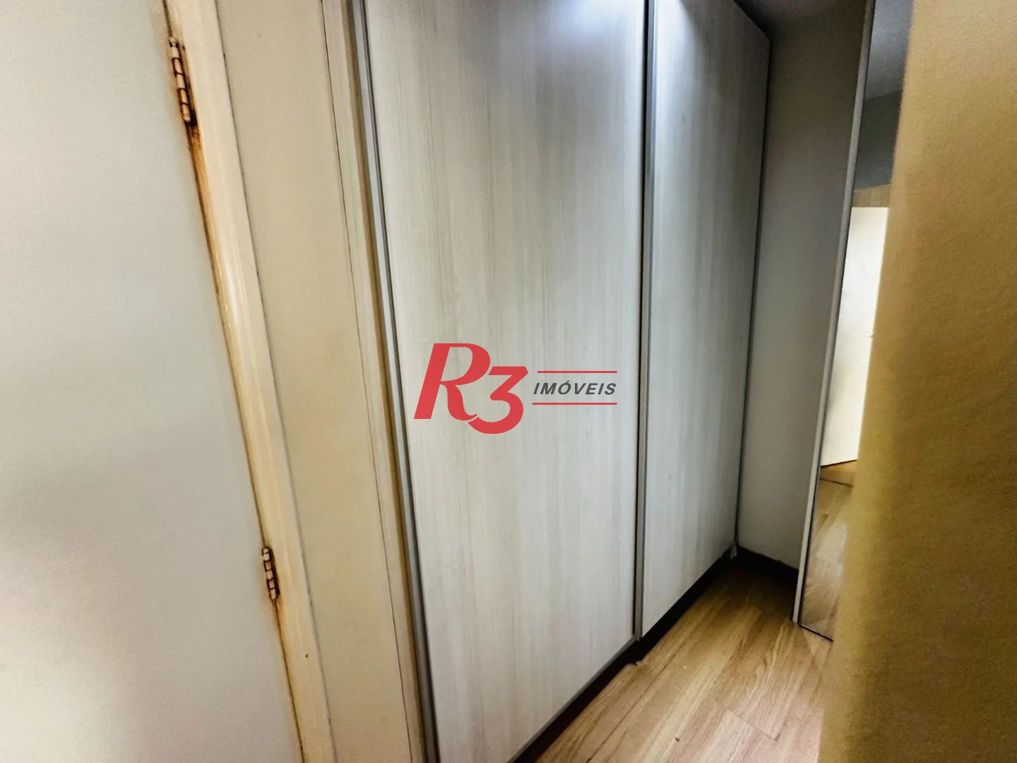 Apartamento com 4 dormitórios à venda, 184 m² por R$ 980.000,00 - Ponta da Praia - Santos/SP