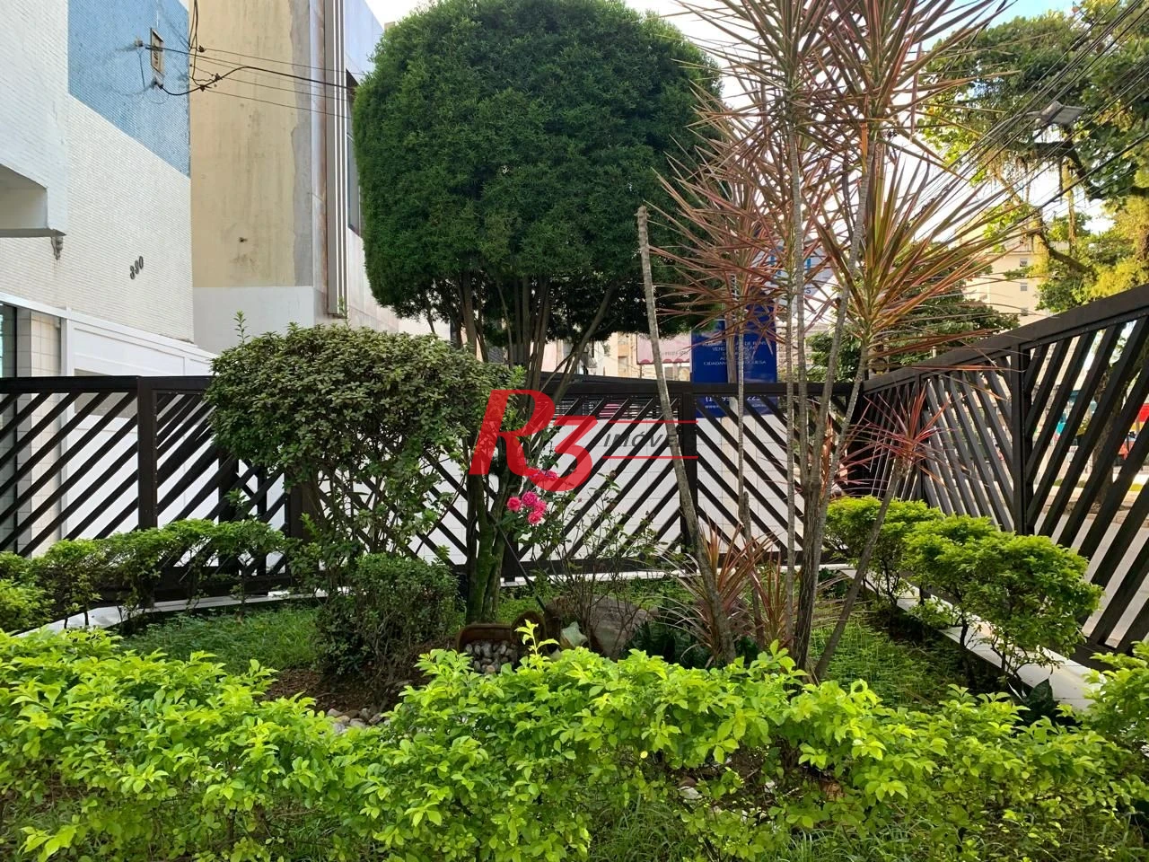 Apartamento com 3 dormitórios à venda, 97 m² por R$ 550.000,00 - Gonzaga - Santos/SP